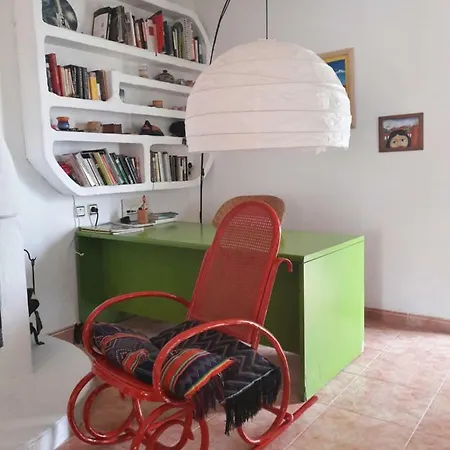 La Casa De La Lluna Holiday home El Poblenou del Delta