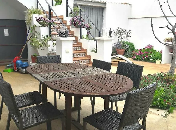 La Casa De La Lluna Hébergement de vacances El Poble Nou del Delta